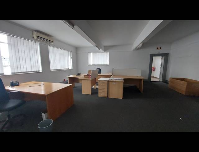 3,876M² FACTORY TO LET IN ALRODE